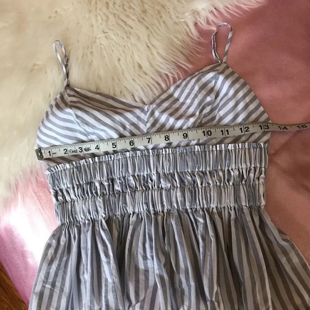 Express peplum Top - Picture 9 of 10